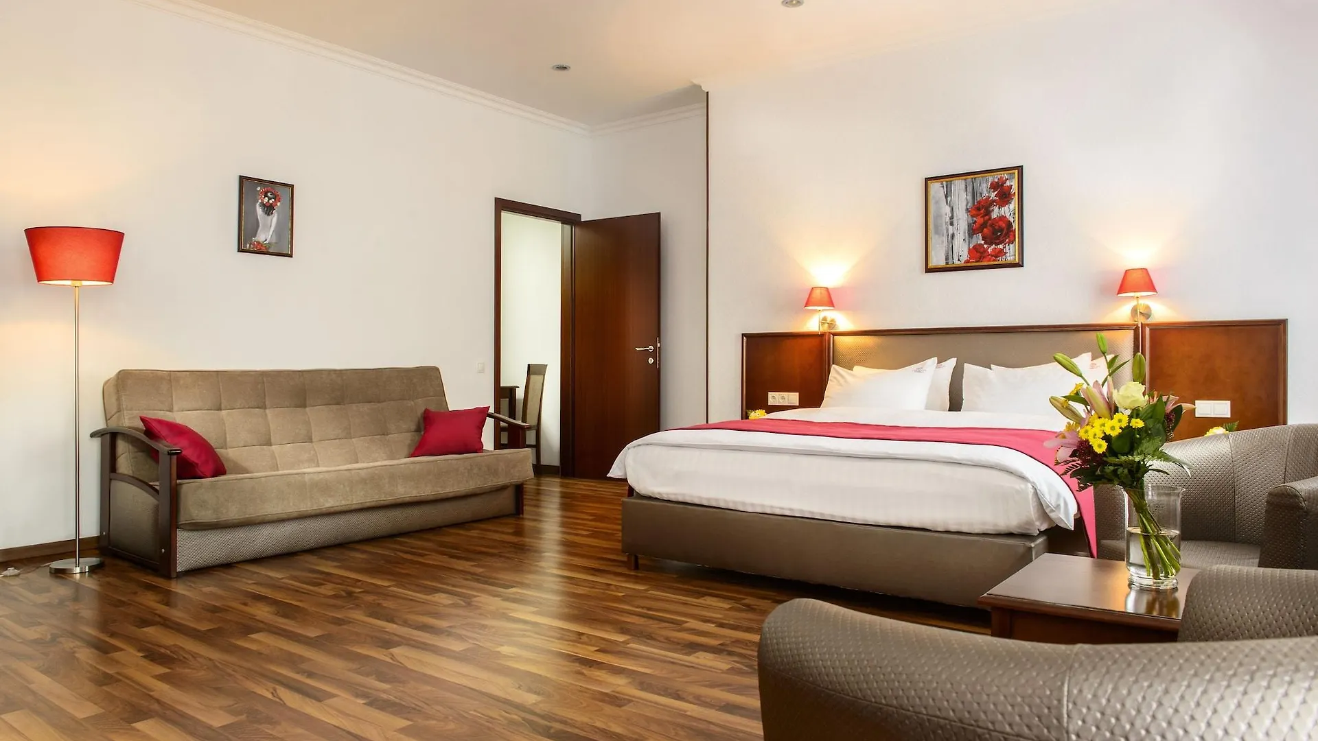 Greguar Hotel By Uhm Kyiv