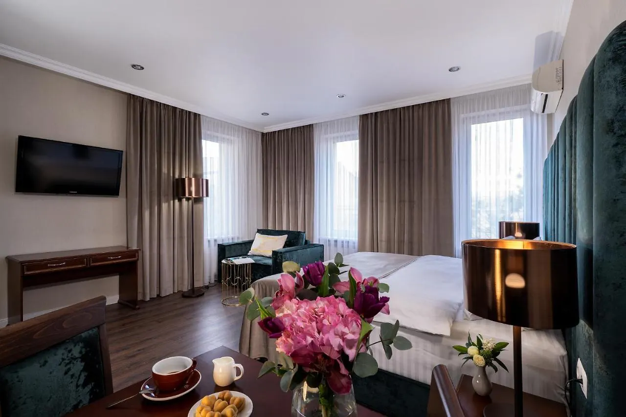 Greguar Hotel By Uhm Kyiv