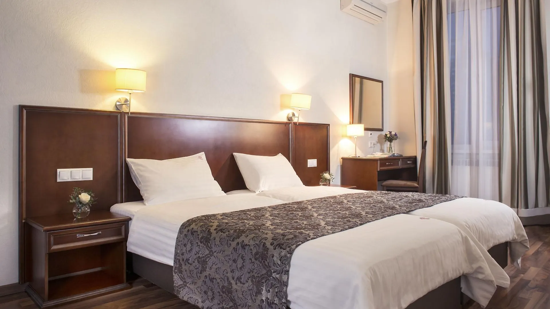 Greguar Hotel By Uhm Kyiv