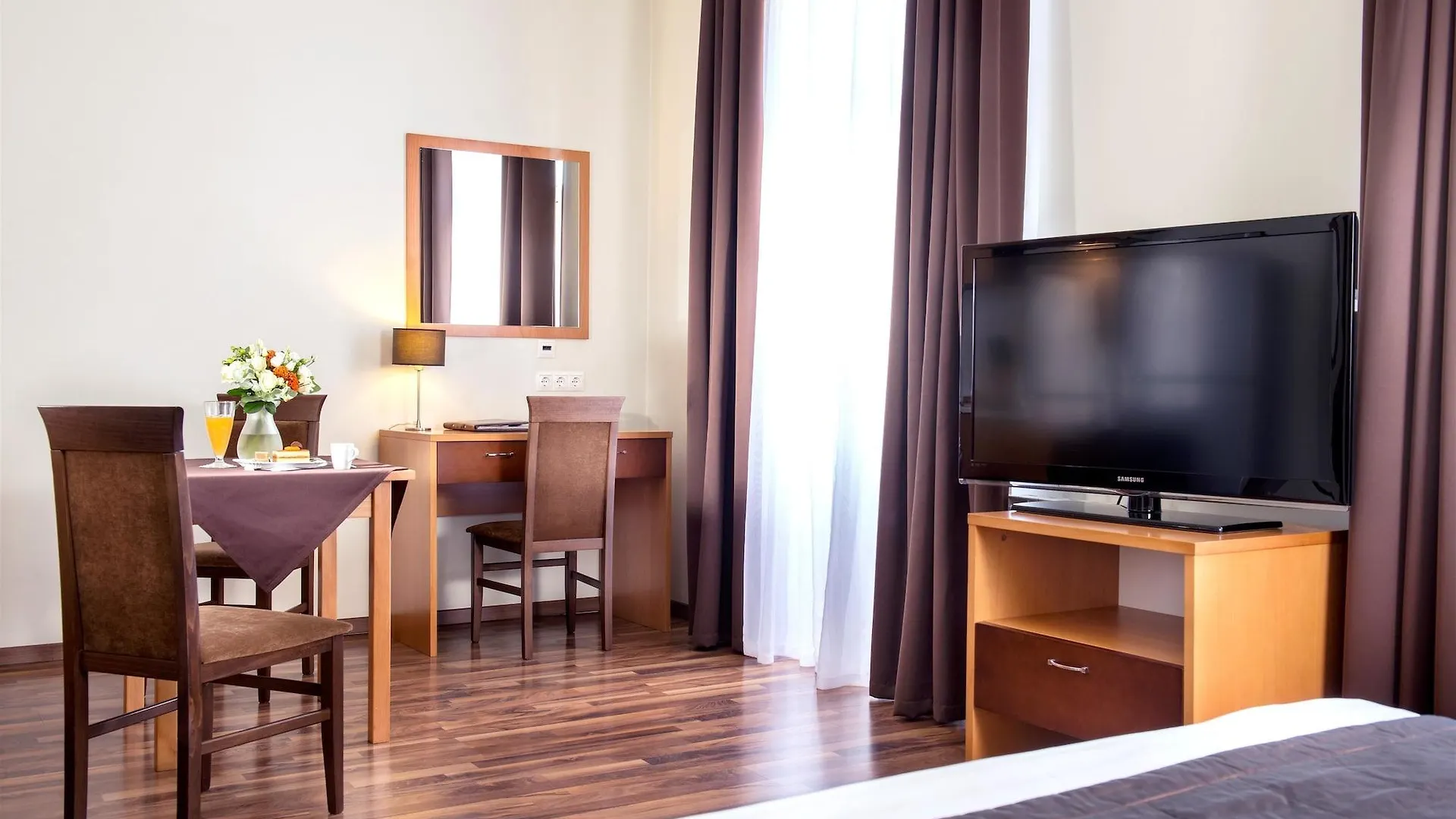 Greguar Hotel By Uhm Kyiv Ukraine